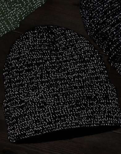 Przejdź do produktu Czapka z refleksami BEANIE 387.69