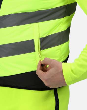 a06abc2be26d63050c4d60e28dfb4f03