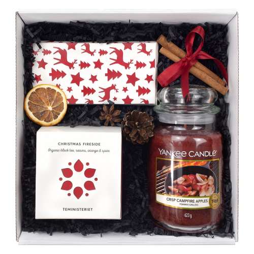 Przejdź do produktu Box 1 - Paczki na Święta dla klientów (czekolada z orzechami, świeca Yankee Candle, herbata Temisteriet)