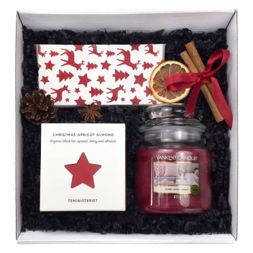 Przejdź do produktu Box 4 - prezenty świąteczne dla klientów (czekolada z orzechami, świeca Yankee Candle, herbata Teministeriet)