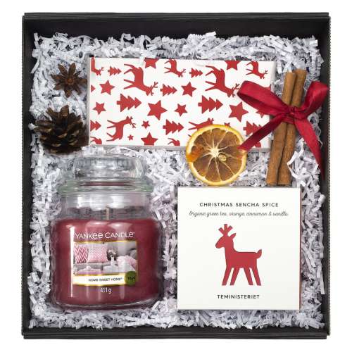 Przejdź do produktu Box 7 -prezenty świąteczne dla klientów (czekolada z orzechami, świeca Yankee Candle, herbata Teministeriet)