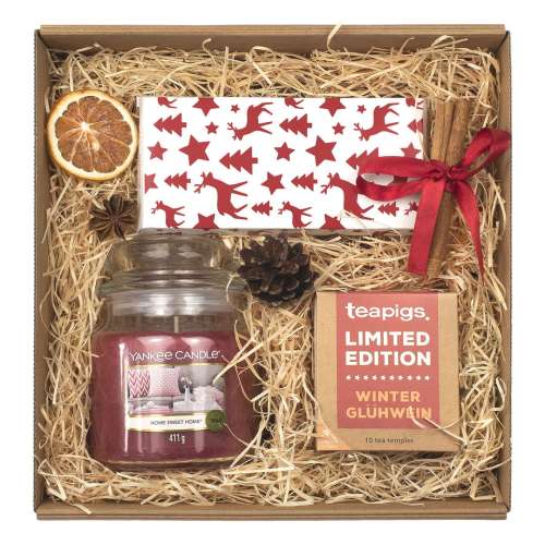 Przejdź do produktu Box 11 - paczki świąteczne dla klientów i pracowników (czekolada z orzechami, świeca Yankee Candle, herbata Teapigs)